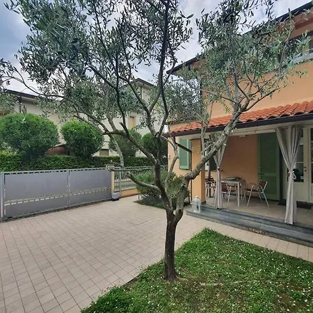La Casa Di Elena Versilia - Two Lägenhet Marina di Pietrasanta