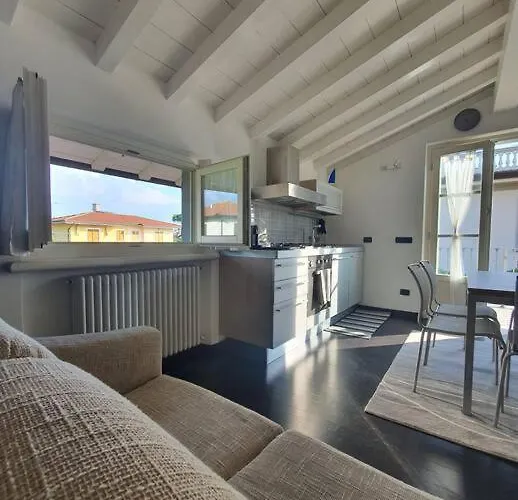 La Casa Di Elena Versilia - Two Apartment