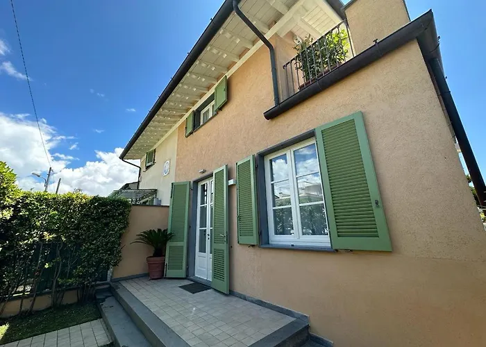 La Casa Di Elena Versilia - Two Apartment