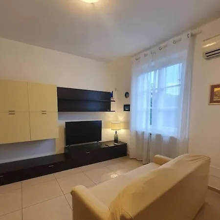 La Casa Di Elena Versilia - Two Marina di Pietrasanta