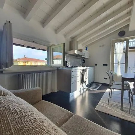 La Casa Di Elena Versilia - Two Lägenhet